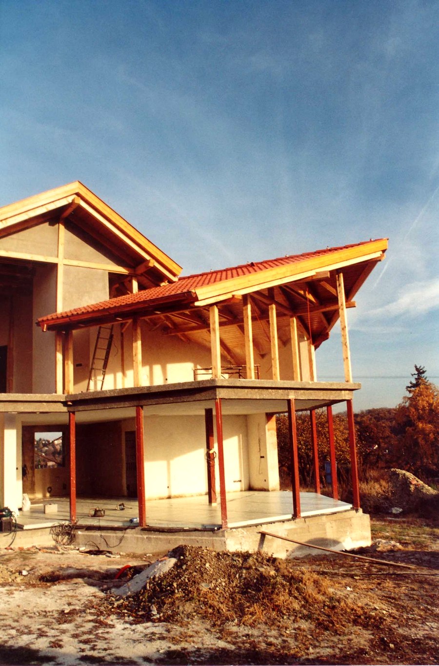 Holosmetky – stavba