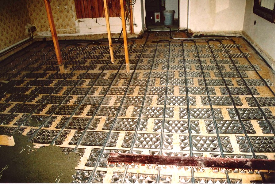 Praha 2 – montáž termoplechu