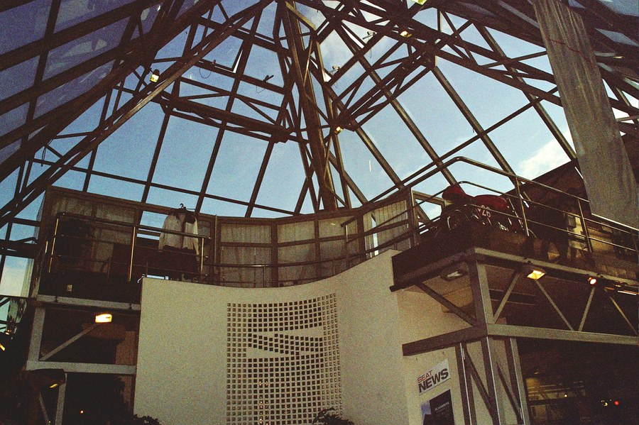 Pyramida Průhonice – interiér